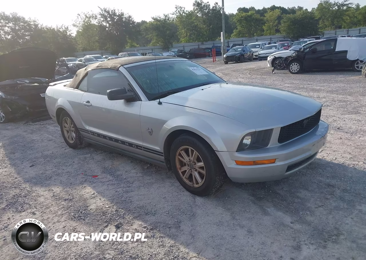 2009 Ford Mustang V6-V6 Premium