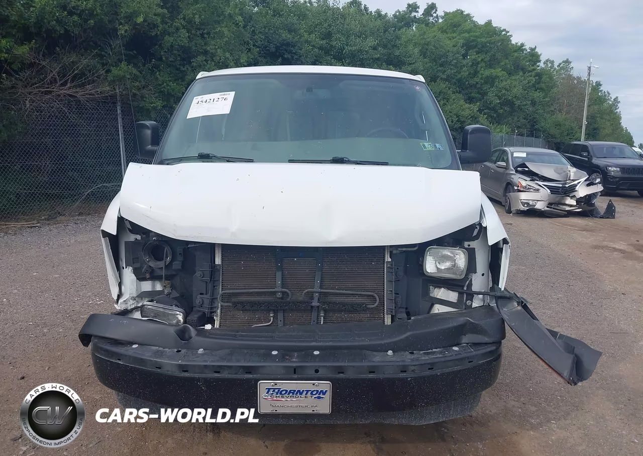 2017 Chevrolet Express 2500 Work Van VIN:1GCWGBFF7H1101118 - 12