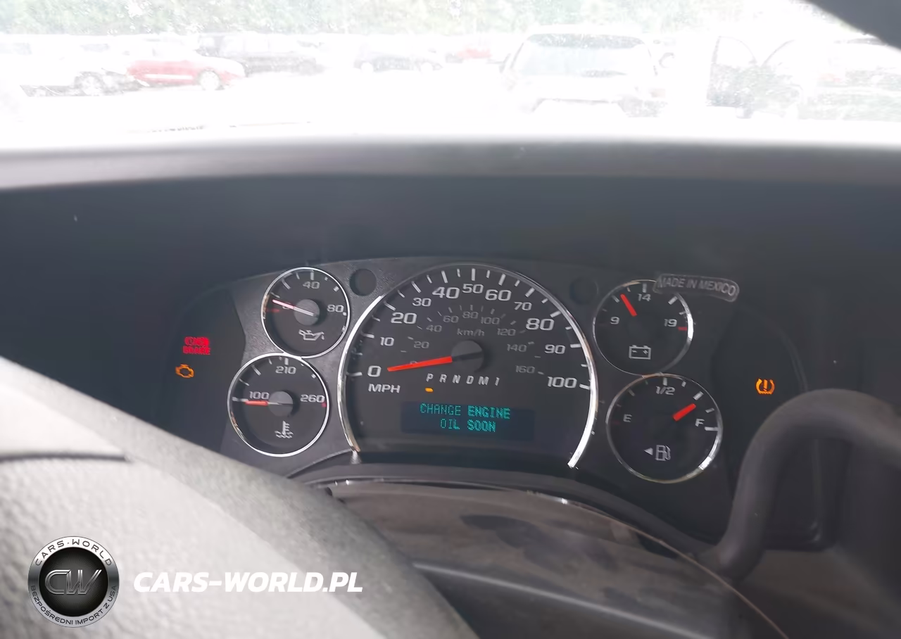 2017 Chevrolet Express 2500 Work Van VIN:1GCWGBFF7H1101118 - 7