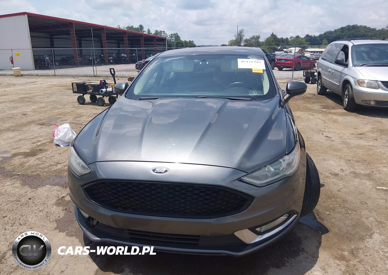 2018 Ford Fusion S VIN:3FA6P0G7XJR195900 - 12