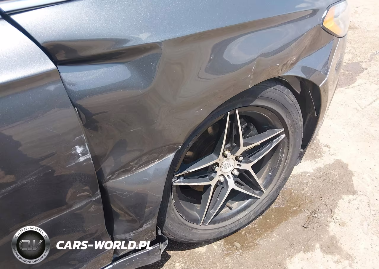 2018 Ford Fusion S VIN:3FA6P0G7XJR195900 - 6