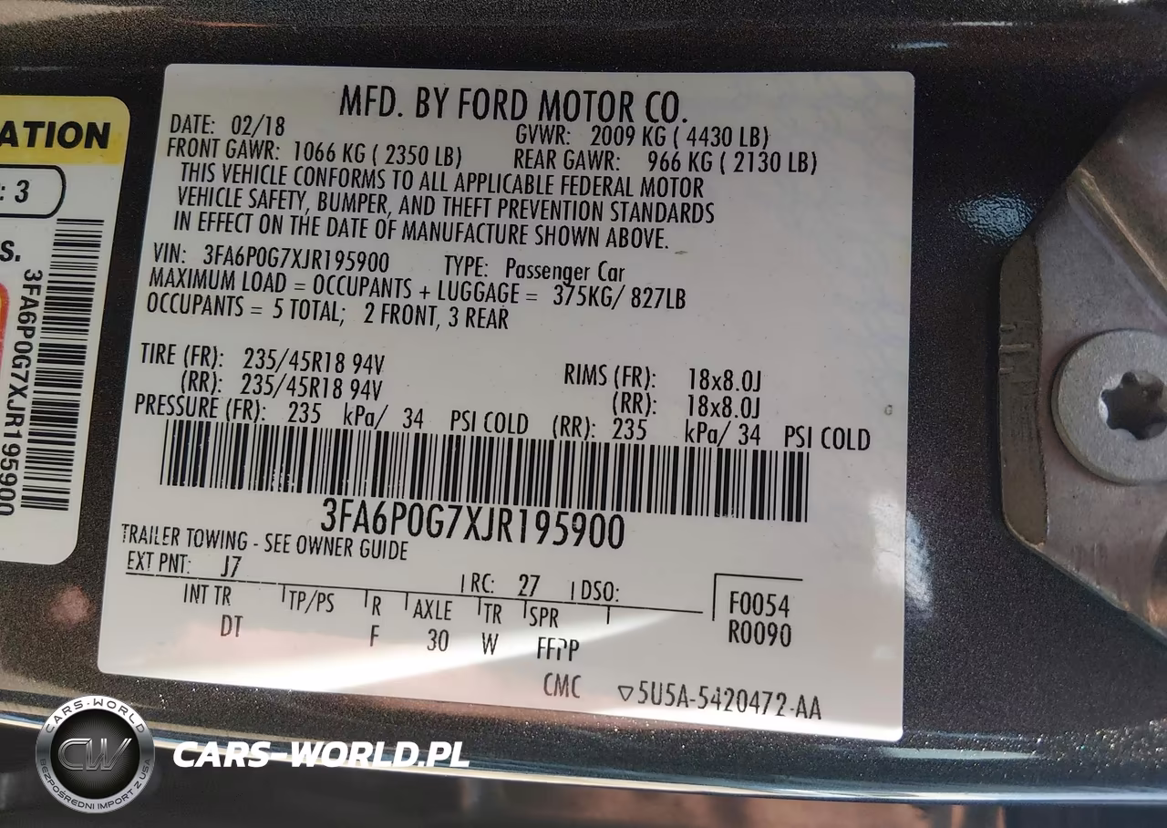 2018 Ford Fusion S VIN:3FA6P0G7XJR195900 - 9