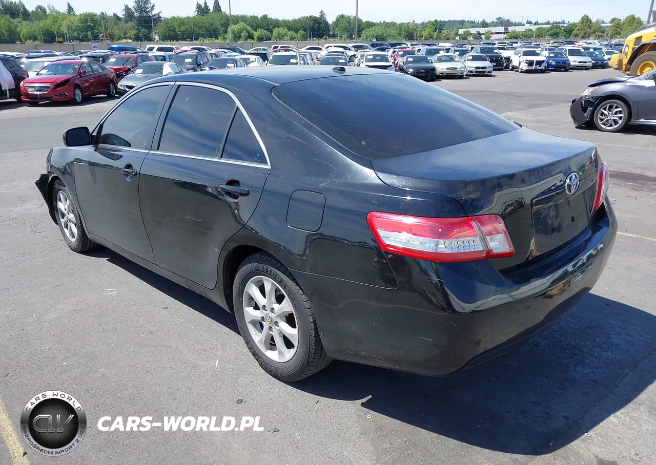 2010 Toyota Camry Le VIN:4T4BF3EK0AR086005 - 3