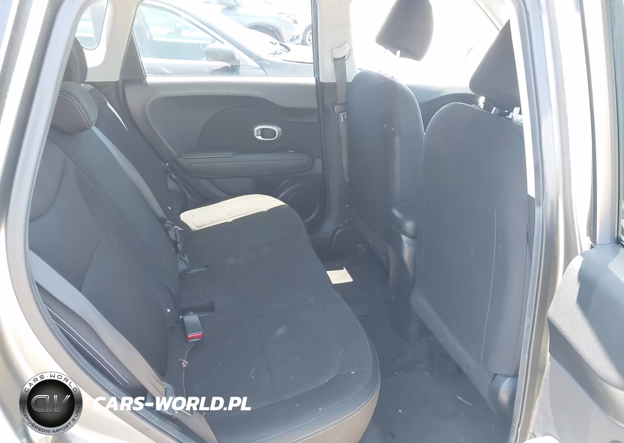 2018 Kia Soul VIN:KNDJN2A27J7535739 - 8