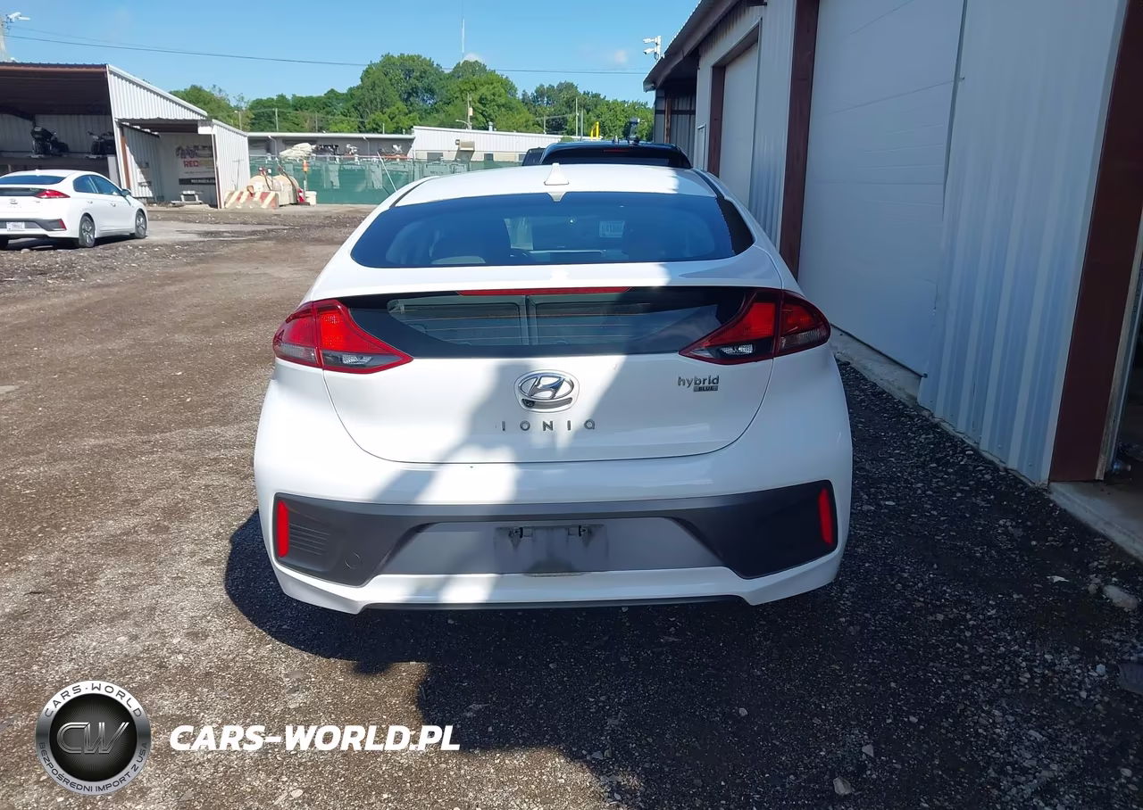 2020 Hyundai Ioniq Hybrid Blue VIN:KMHC65LC4LU219776 - 16