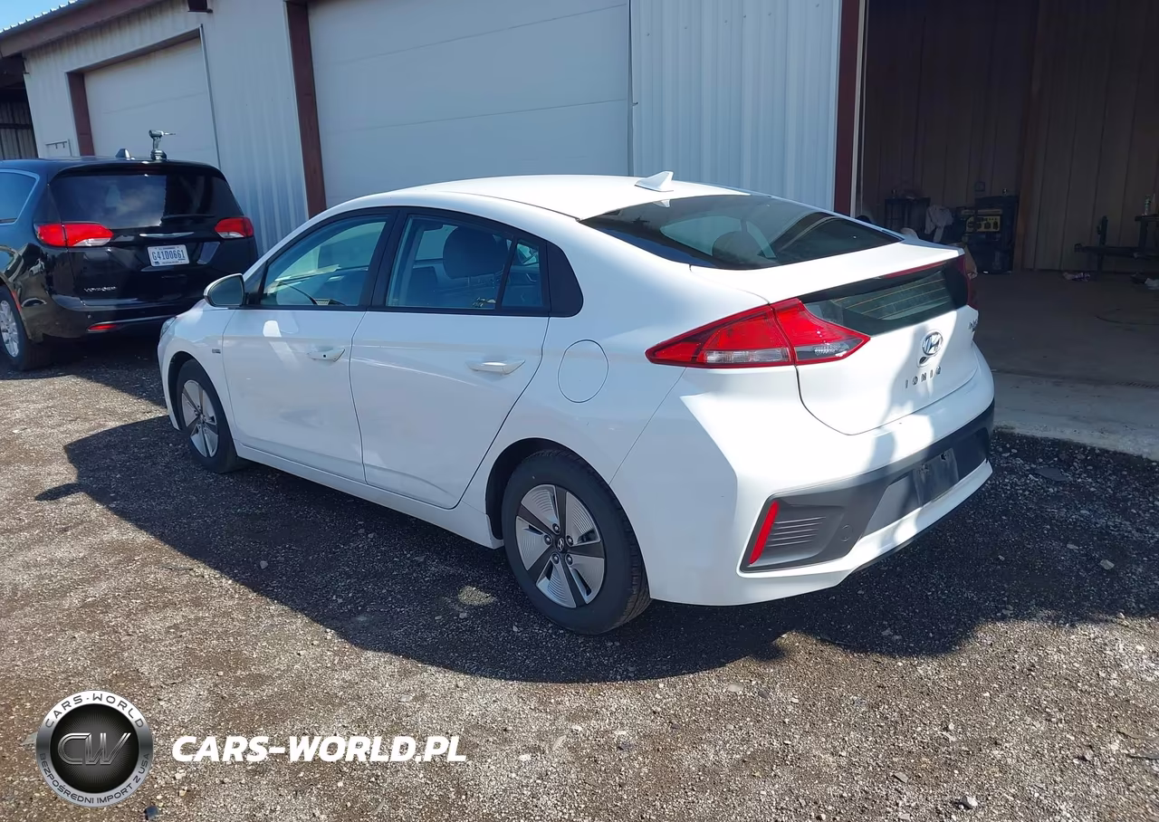 2020 Hyundai Ioniq Hybrid Blue VIN:KMHC65LC4LU219776 - 3