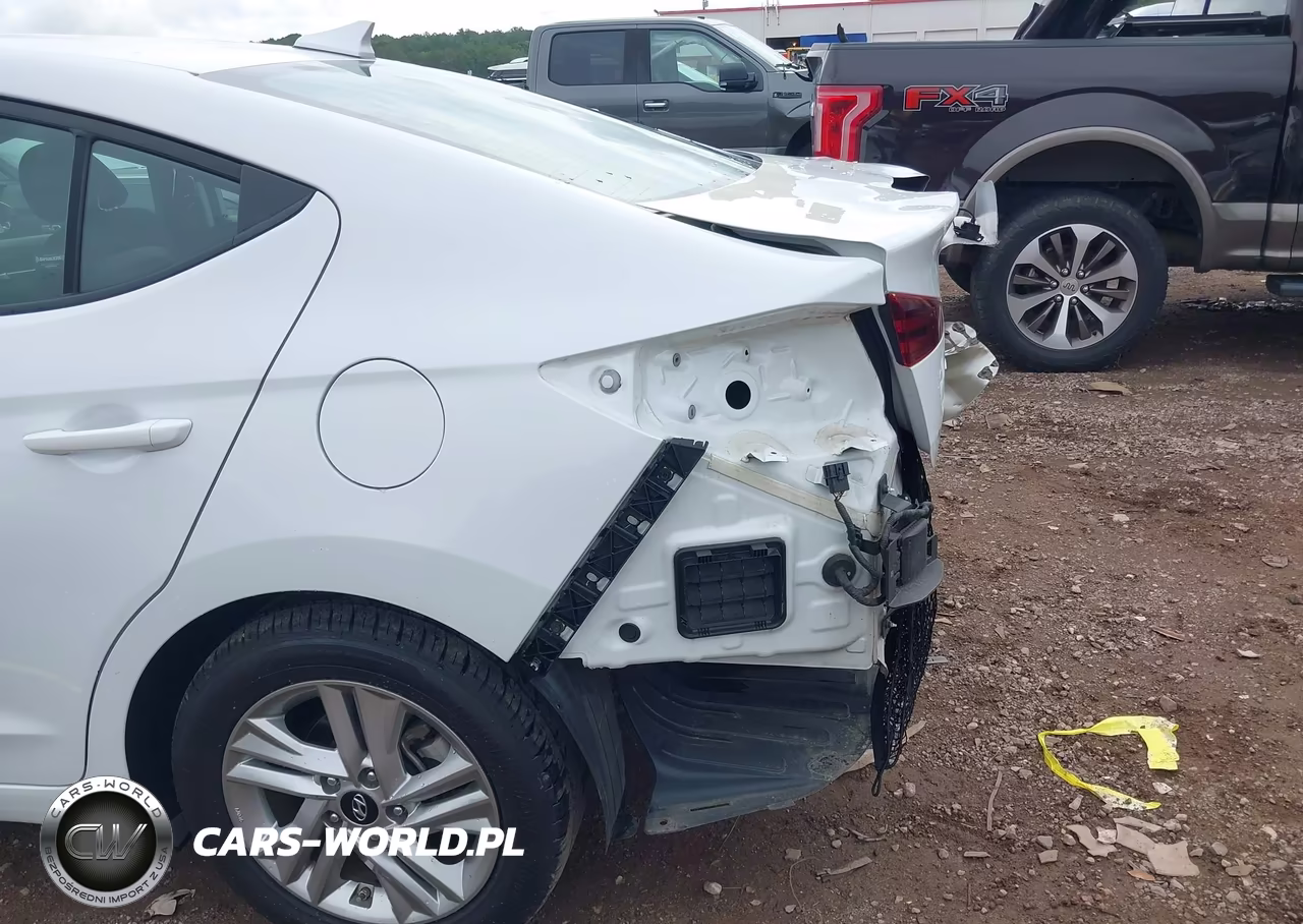 2020 Hyundai Elantra Sel VIN:5NPD84LF9LH624159 - 19