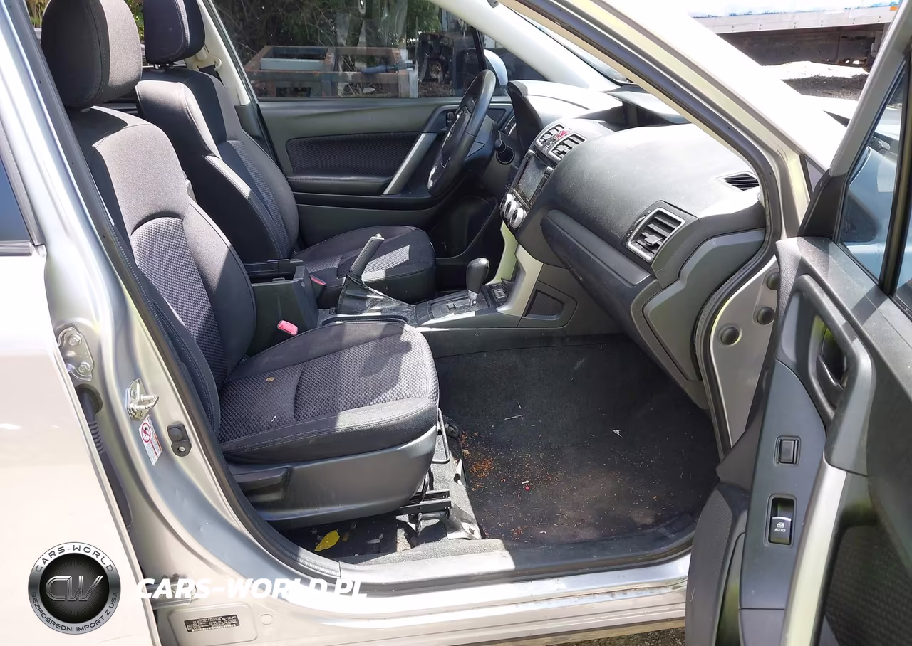 2018 Subaru Forester 2.5I Premium VIN:JF2SJAEC7JH593584 - 5
