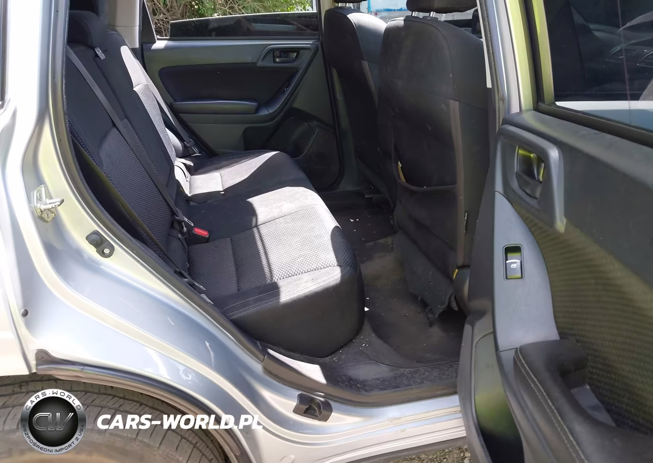 2018 Subaru Forester 2.5I Premium VIN:JF2SJAEC7JH593584 - 8