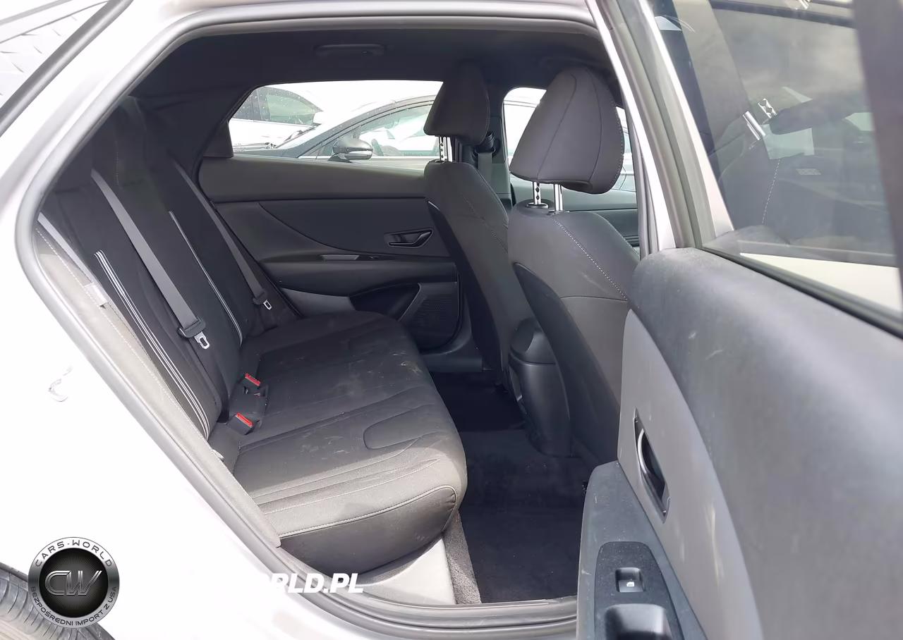2025 Hyundai Elantra Sel Sport VIN:KMHLM4DG1SU992706 - 8