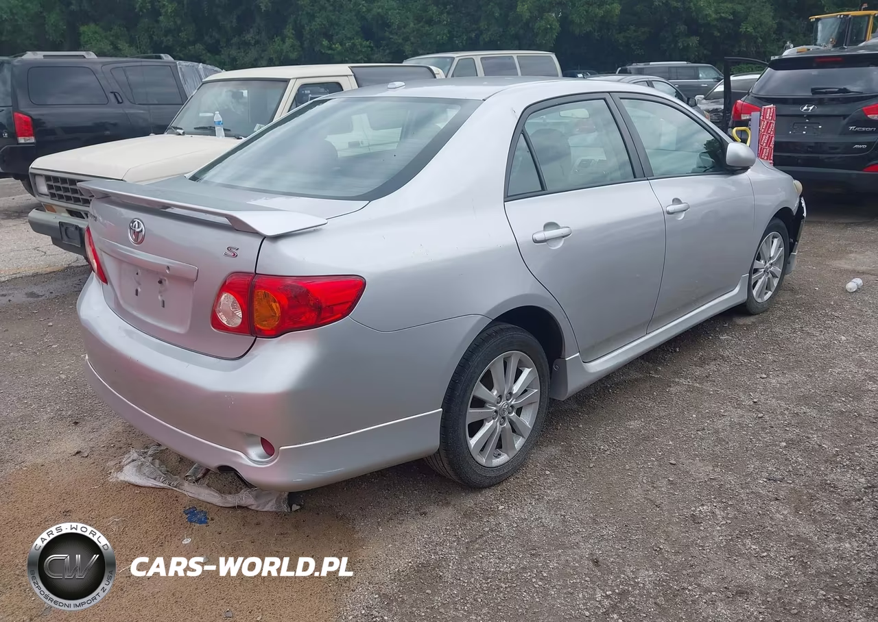 2010 Toyota Corolla S VIN:2T1BU4EE7AC313093 - 4