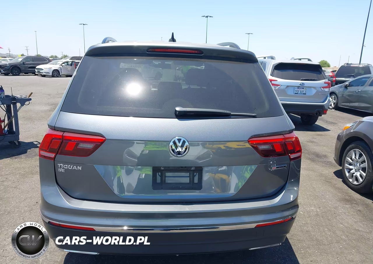 2020 Volkswagen Tiguan 2.0T Se-2.0T Se R-Line Black-2.0T Sel VIN:3VV2B7AX2LM035634 - 16