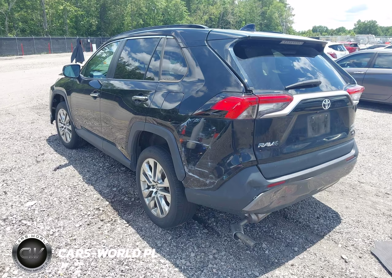 2021 Toyota Rav4 Limited VIN:2T3Y1RFV9MC114265 - 3