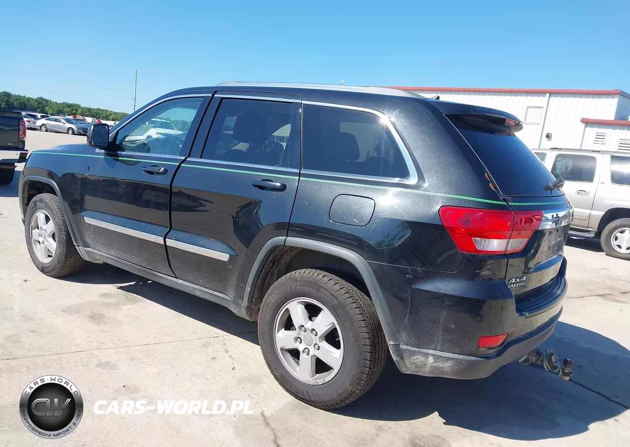 2011 Jeep Grand Cherokee Laredo VIN:1J4RR4GG8BC504475 - 3