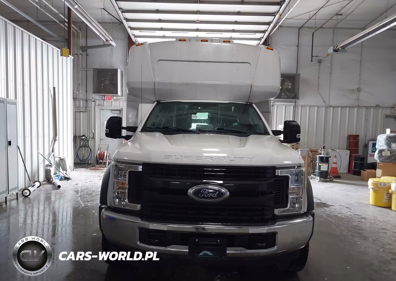 2017 Ford F-450 Chassis Xl VIN:1FDAF4GT8HEF24100 - 15