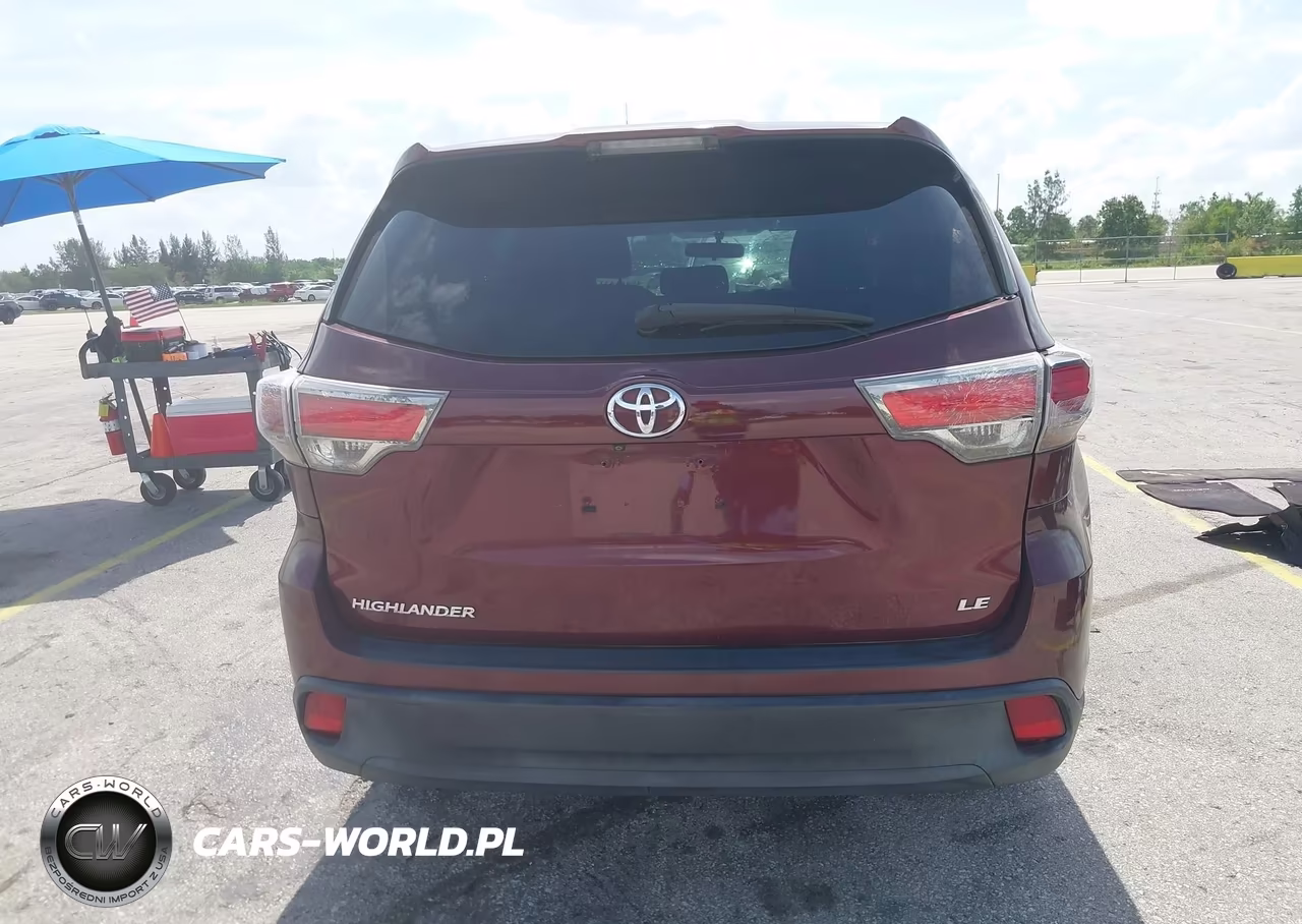 2015 Toyota Highlander Le VIN:5TDZARFH3FS010226 - 17