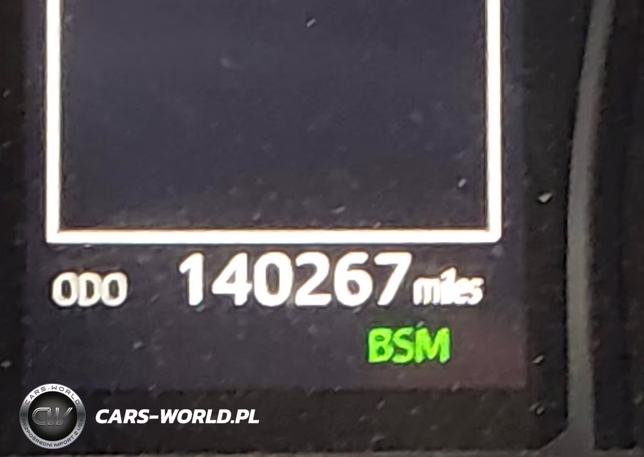 2018 Toyota Camry Le VIN:4T1B11HK0JU672843 - 15
