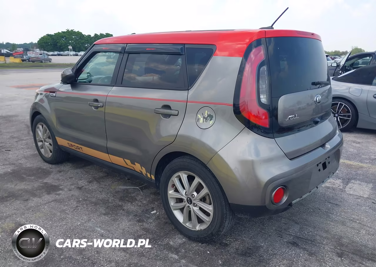 2017 Kia Soul + VIN:KNDJP3A51H7412703 - 3