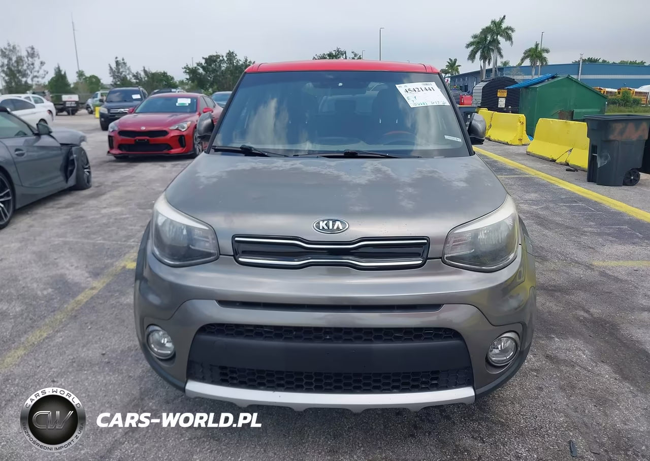 2017 Kia Soul + VIN:KNDJP3A51H7412703 - 6