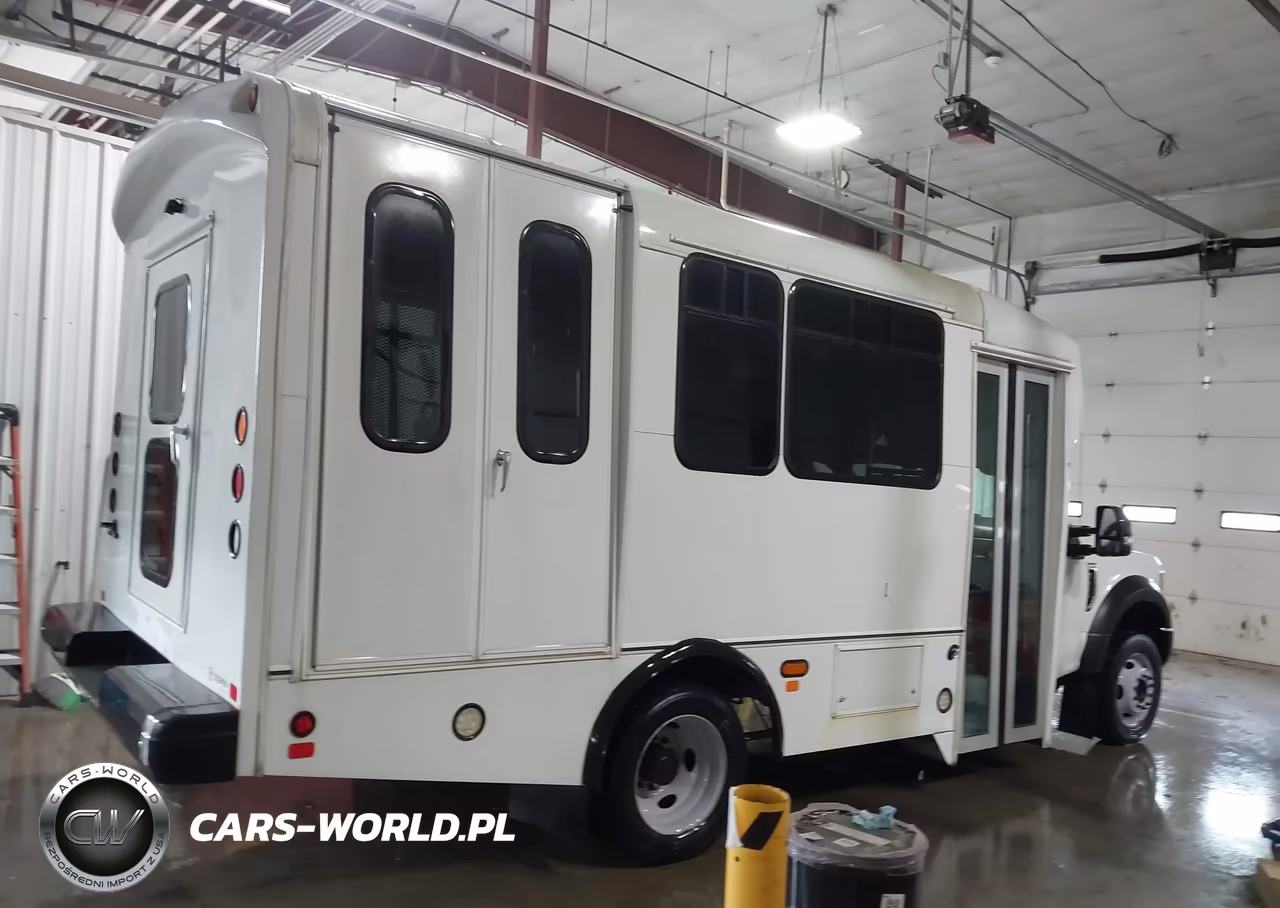 2017 Ford F-450 Chassis Xl VIN:1FDAF4GT1HEE73328 - 18
