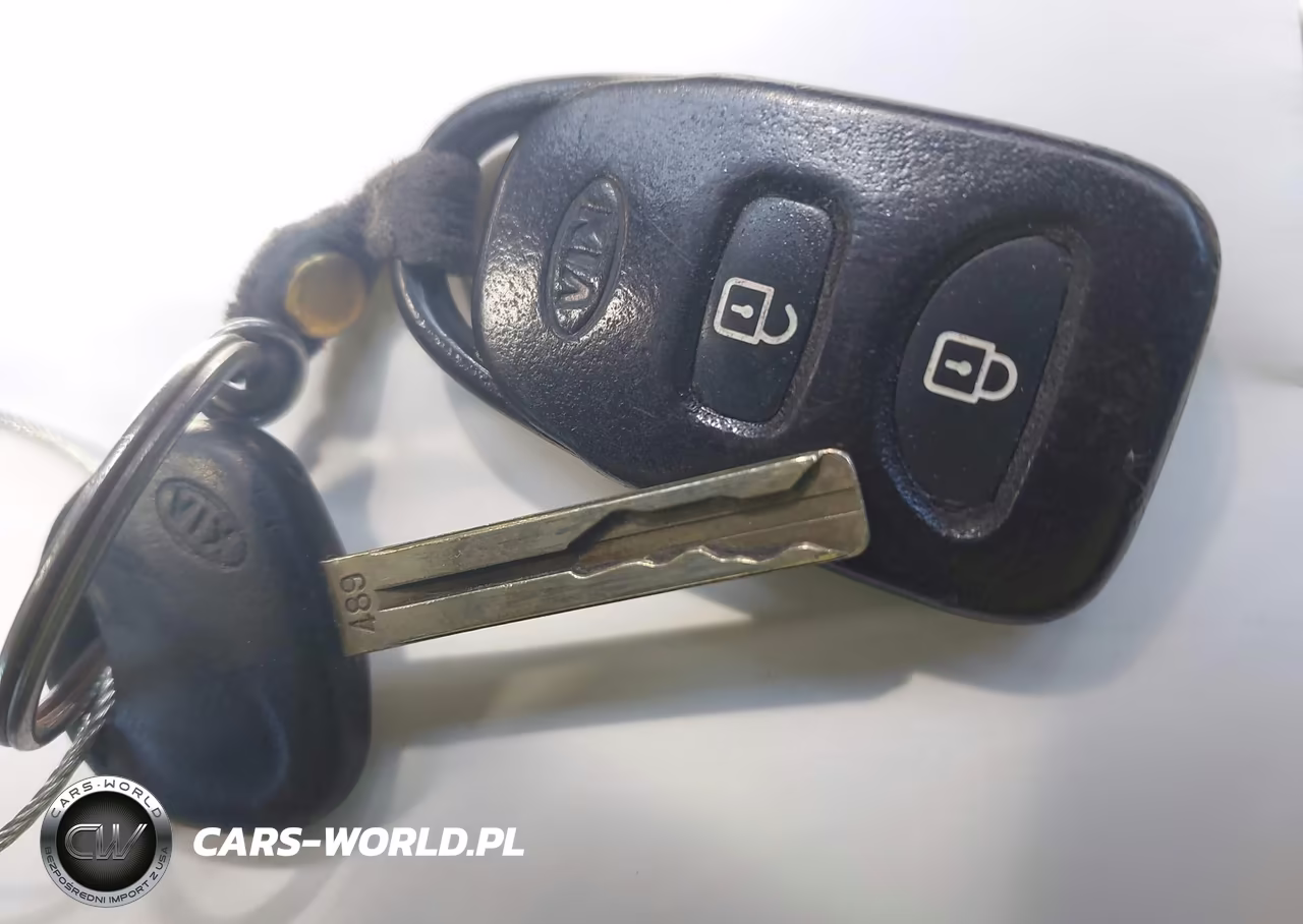 2011 Kia Sorento Lx VIN:5XYKT3A16BG170935 - 11