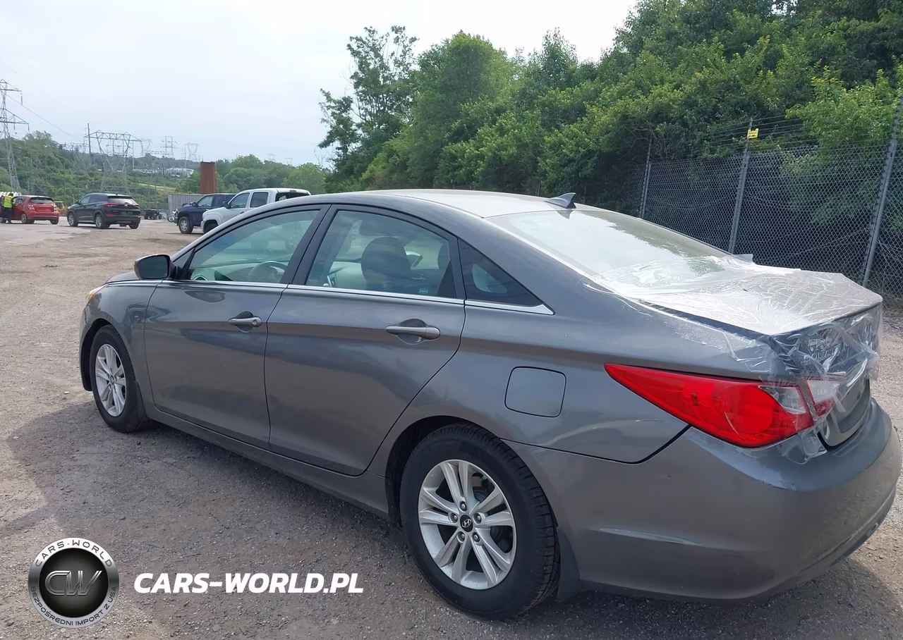 2012 Hyundai Sonata Gls VIN:5NPEB4AC9CH350430 - 3
