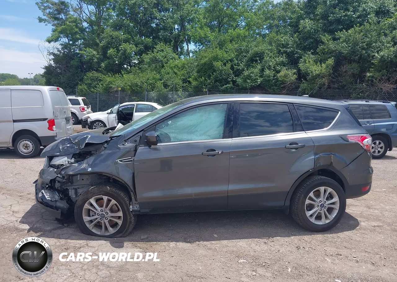 2017 Ford Escape Se VIN:1FMCU9GD6HUB34915 - 14