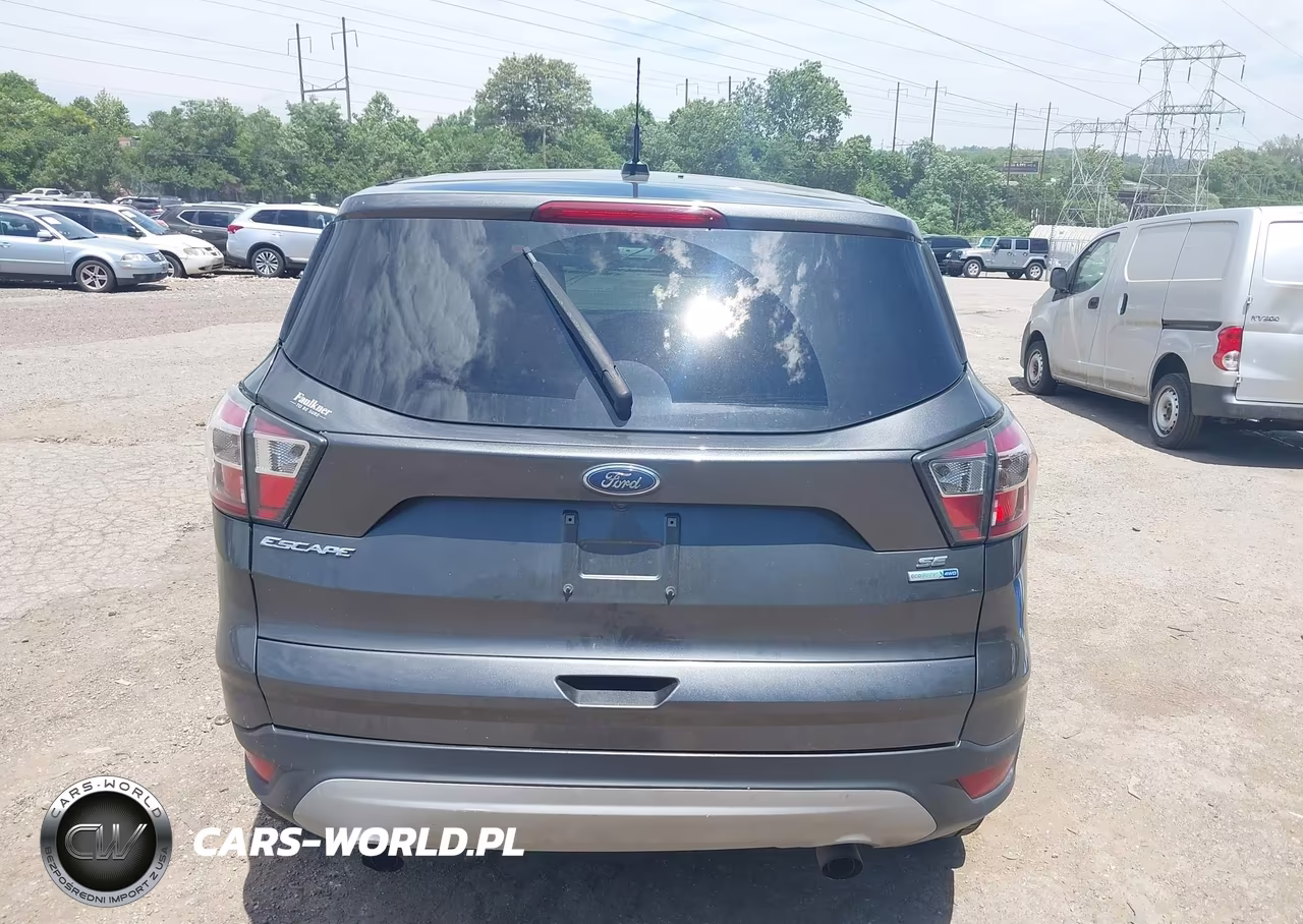 2017 Ford Escape Se VIN:1FMCU9GD6HUB34915 - 16