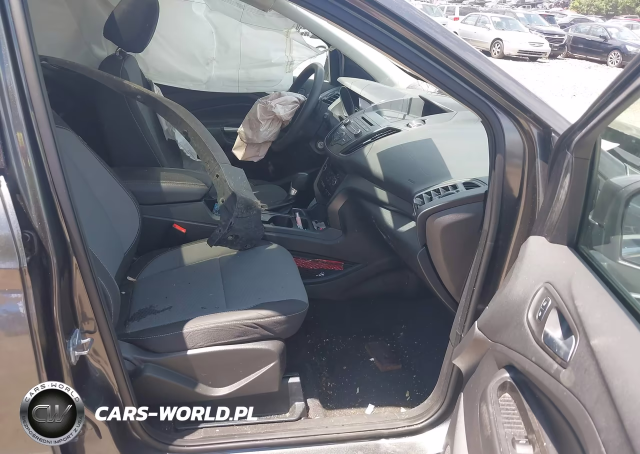 2017 Ford Escape Se VIN:1FMCU9GD6HUB34915 - 5