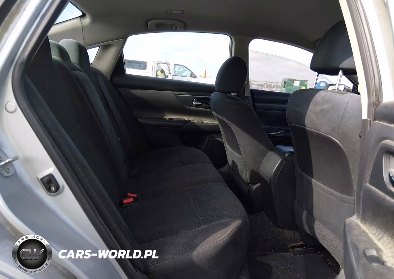 2015 Nissan Altima 2.5 S VIN:1N4AL3AP4FN902600 - 8