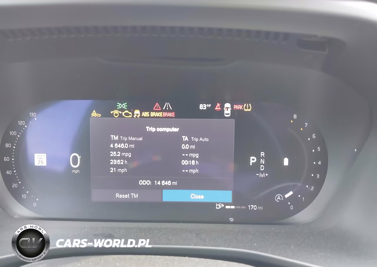 2025 Volvo Xc40 B5 Plus Dark Theme VIN:YV4L12UC7S2477426 - 7