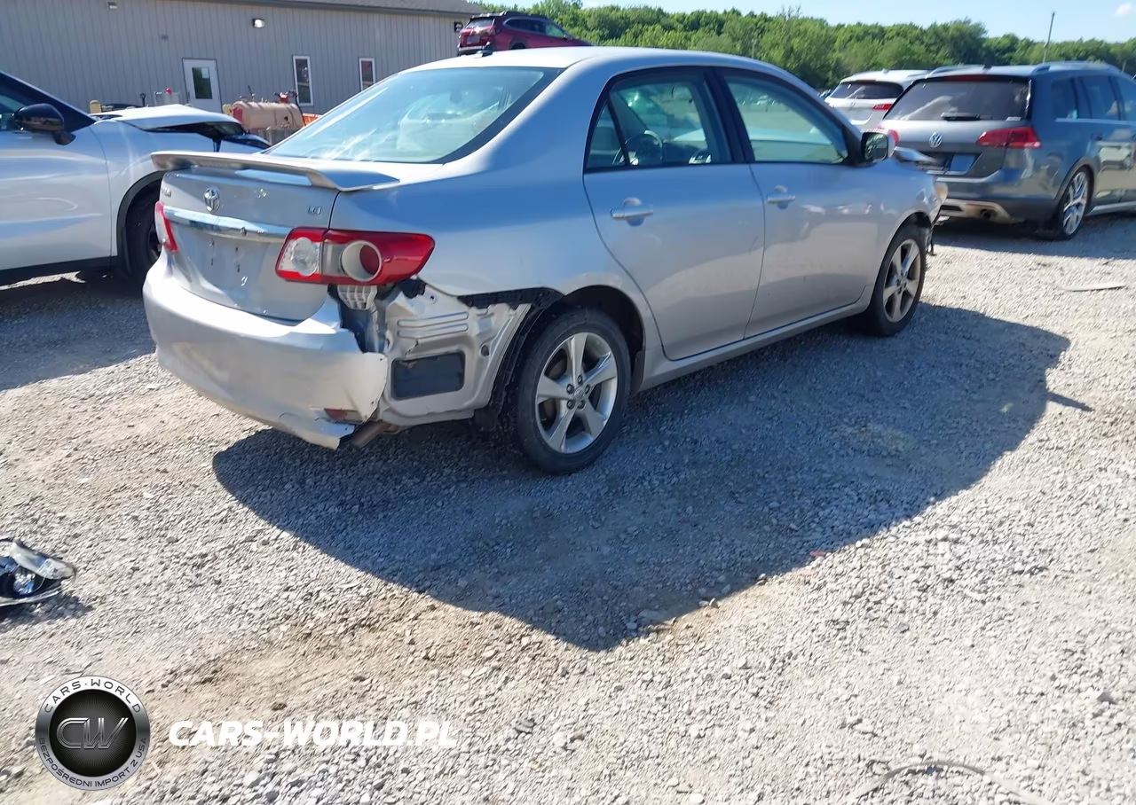 2011 Toyota Corolla Le VIN:2T1BU4EE8BC620533 - 4