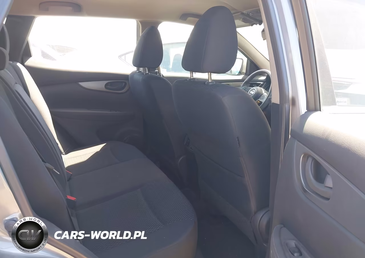 2018 Nissan Rogue Sport S VIN:JN1BJ1CP2JW103474 - 8