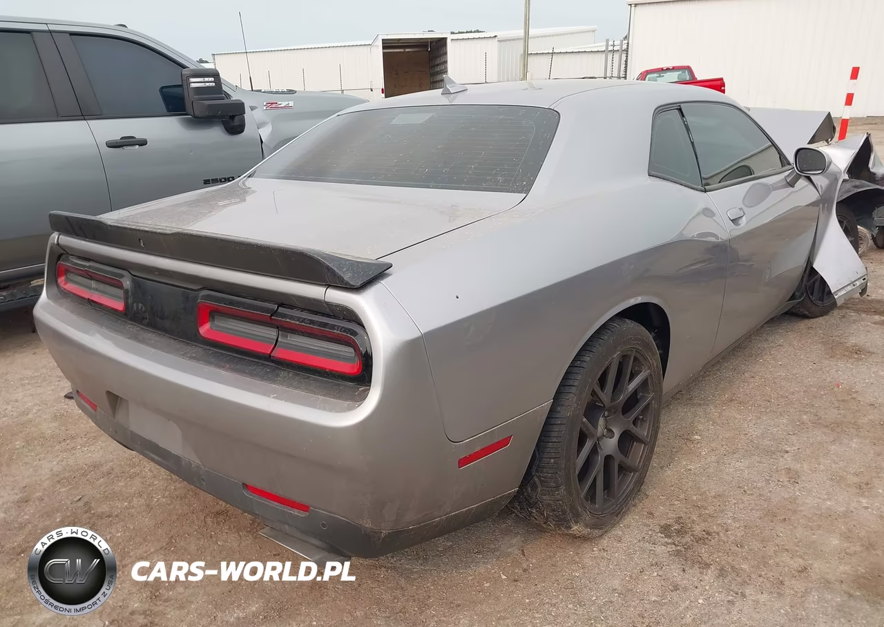 2016 Dodge Challenger 392 Hemi Scat Pack Shaker VIN:2C3CDZFJ2GH338547 - 4