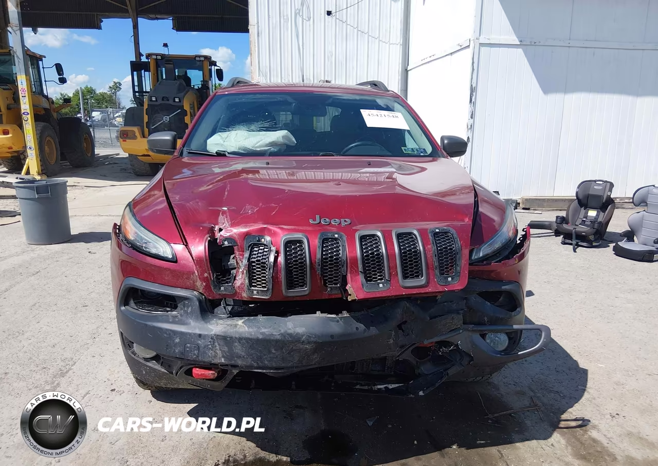 2015 Jeep Cherokee Trailhawk VIN:1C4PJMBS8FW785410 - 12