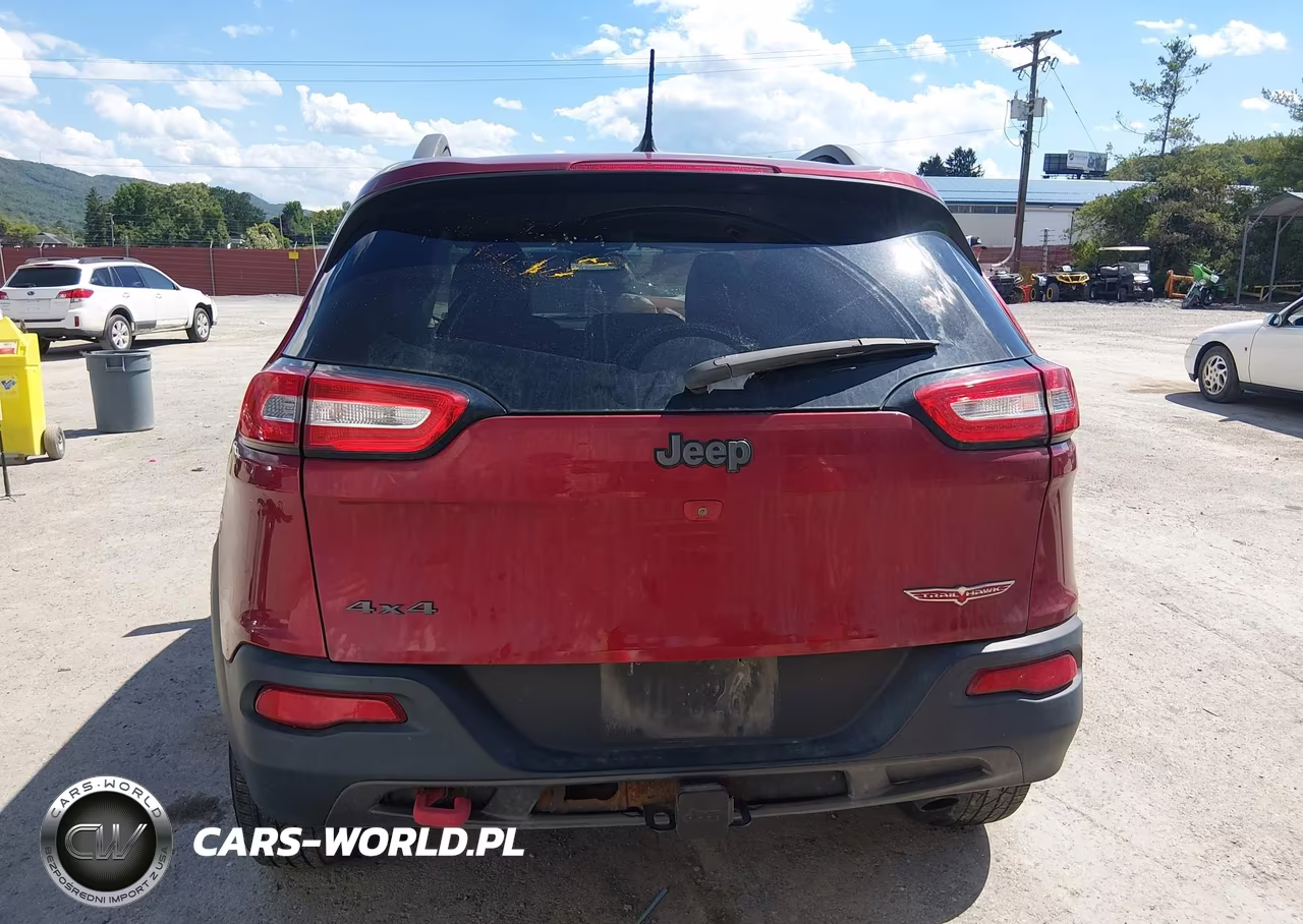 2015 Jeep Cherokee Trailhawk VIN:1C4PJMBS8FW785410 - 16