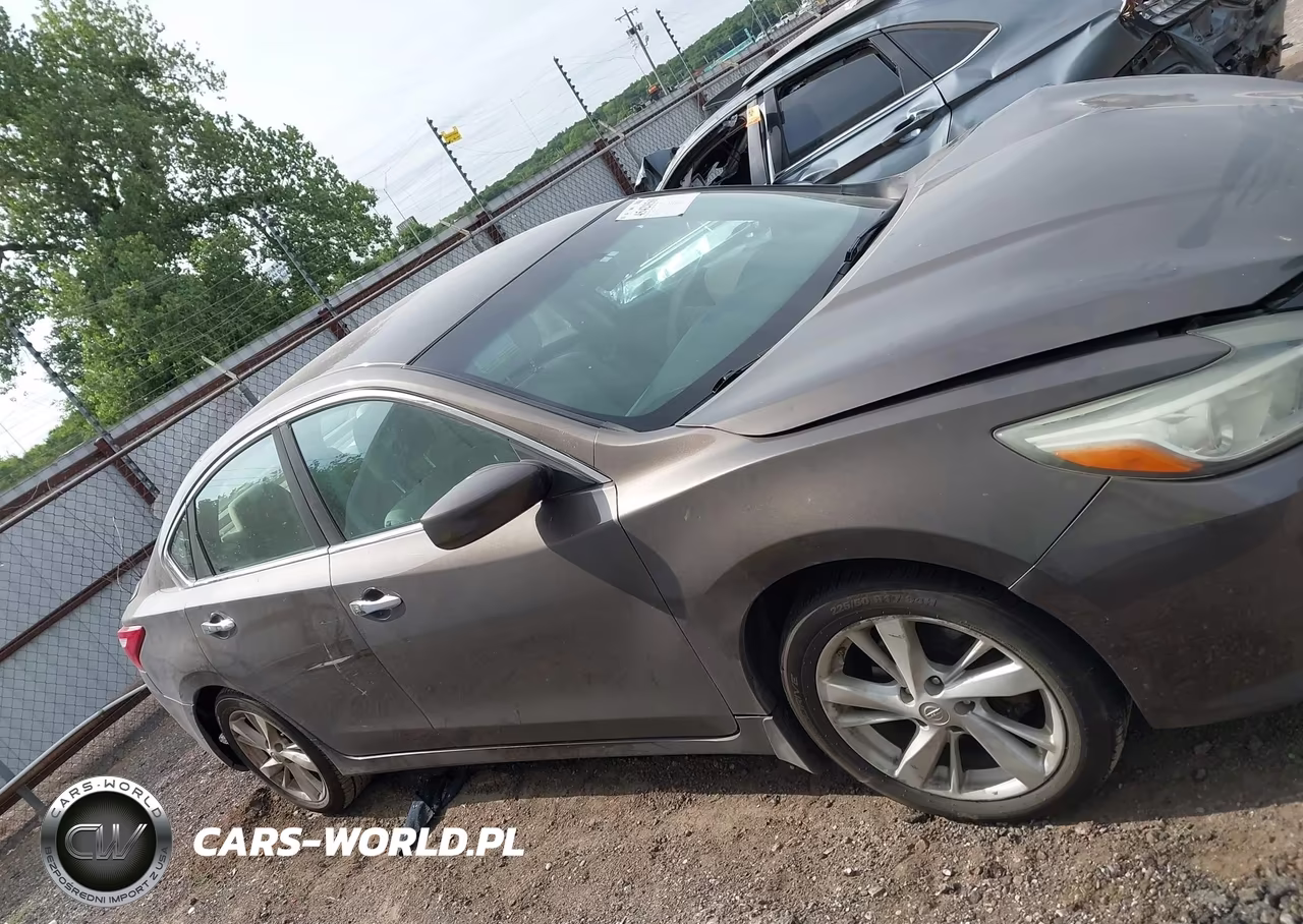 2016 Nissan Altima 2.5 S VIN:1N4AL3AP9GC126106 - 13