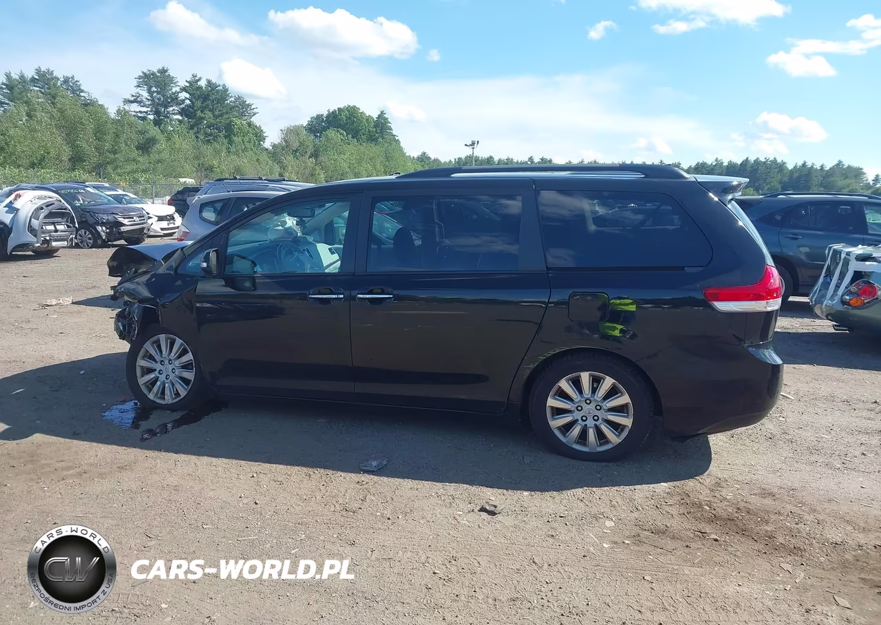 2014 Toyota Sienna Limited 7 Passenger VIN:5TDDK3DC5ES071765 - 14