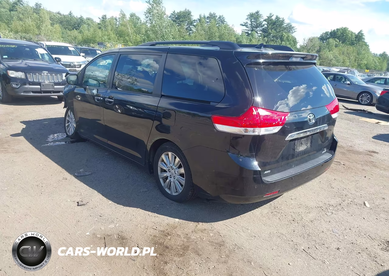 2014 Toyota Sienna Limited 7 Passenger VIN:5TDDK3DC5ES071765 - 3