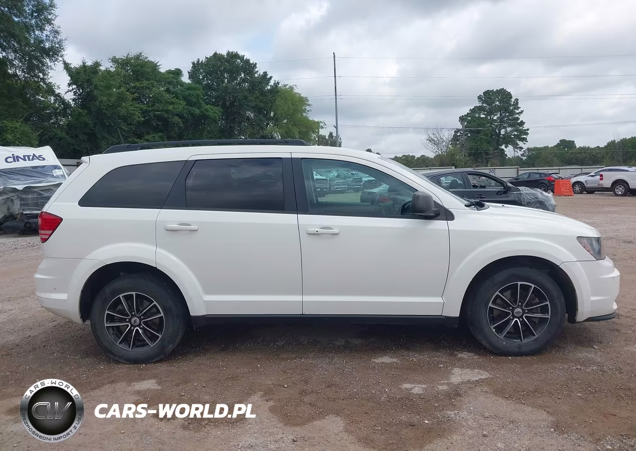2018 Dodge Journey Se VIN:3C4PDCAB9JT526586 - 13