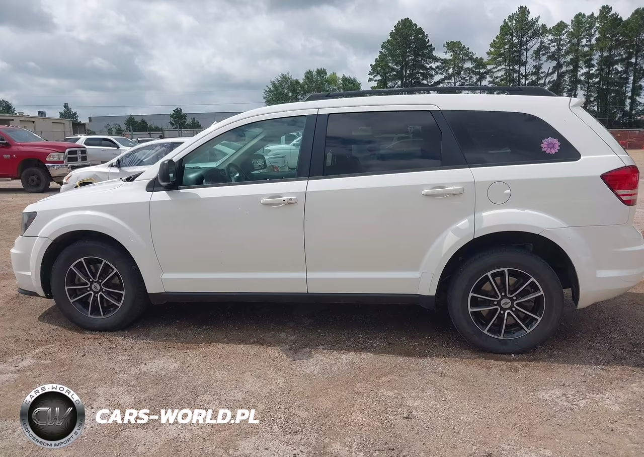 2018 Dodge Journey Se VIN:3C4PDCAB9JT526586 - 14