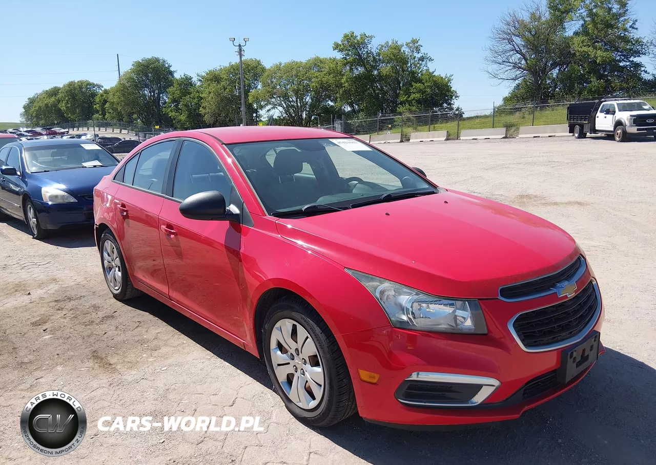 2015 Chevrolet Cruze Ls Auto VIN:1G1PA5SH2F7235018 - 1