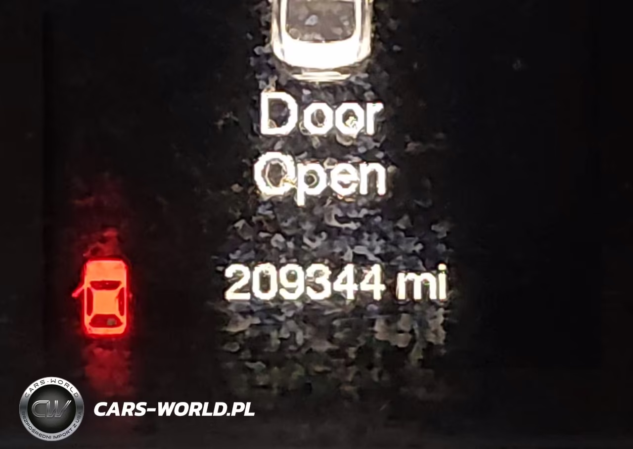 2015 Chrysler 200 Limited VIN:1C3CCCAB3FN576266 - 7