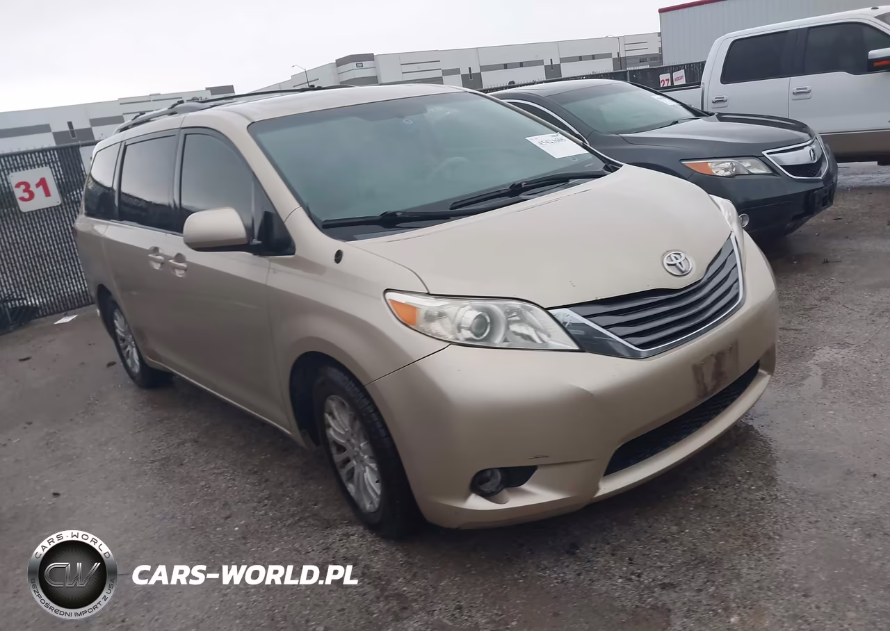 2011 Toyota Sienna Xle V6 – zdjęcie 1 z 16
