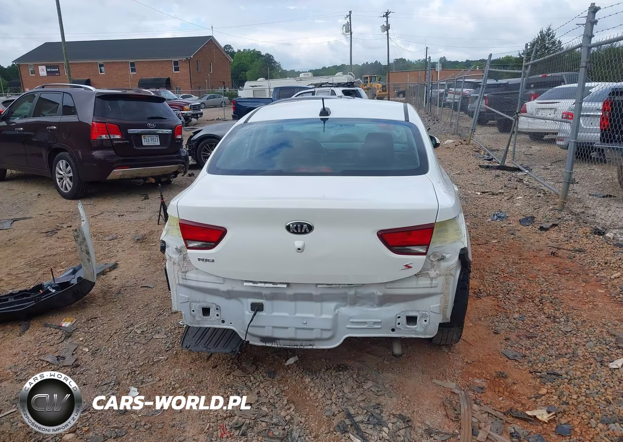 2018 Kia Rio S VIN:3KPA24AB9JE094846 - 17