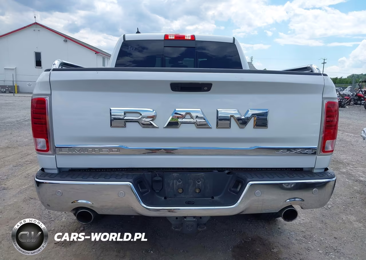 2018 Ram 1500 Longhorn VIN:1C6RR7PM5JS292370 - 16