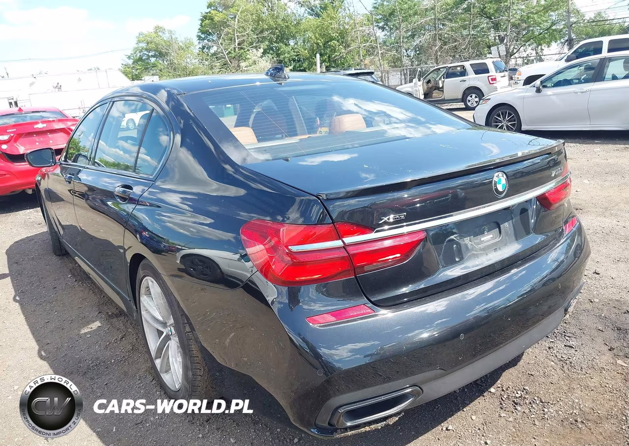 2019 BMW 750I xDrive VIN:WBA7F2C53KB240244 - 13