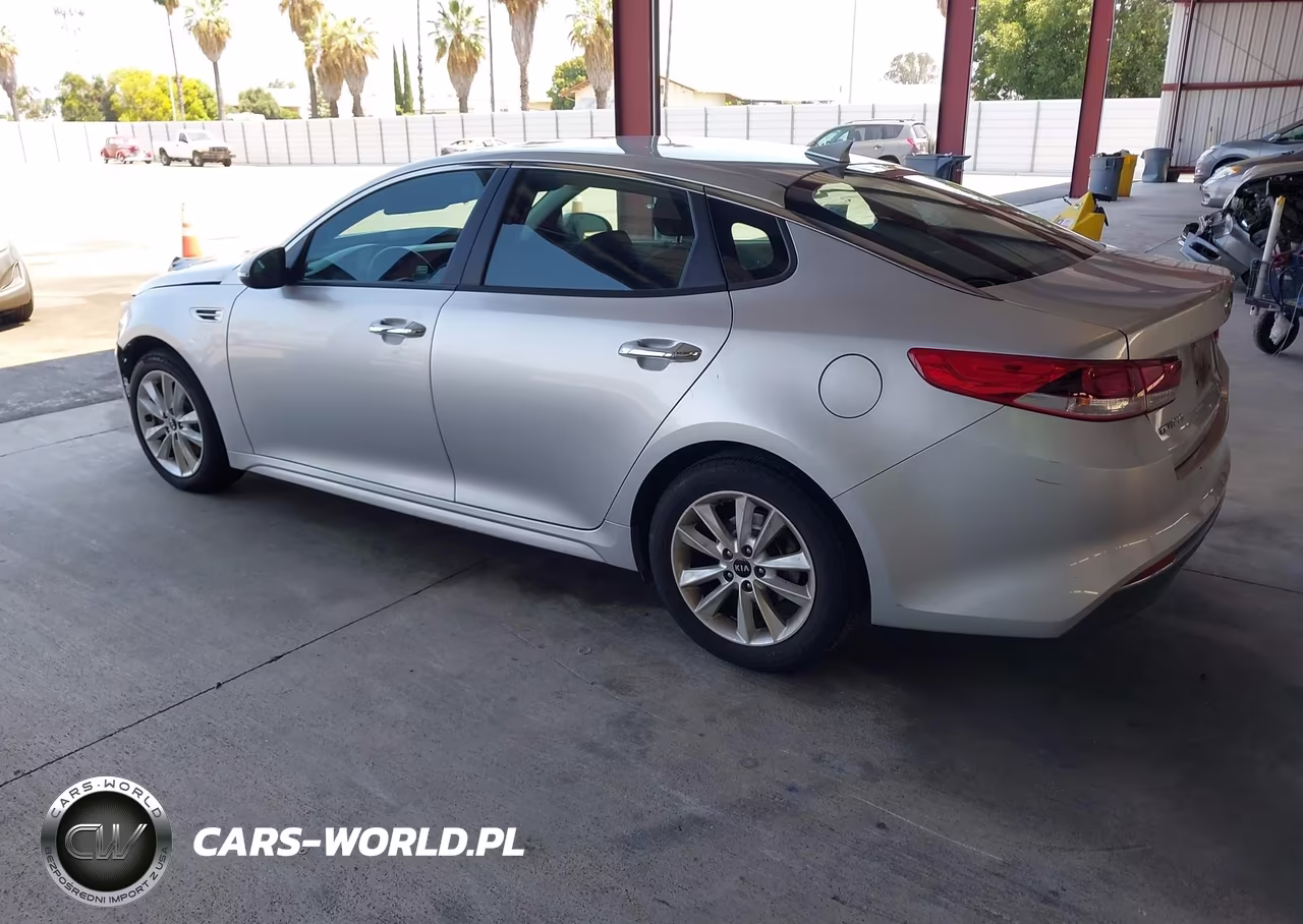 2017 Kia Optima Lx VIN:5XXGT4L30HG170940 - 3