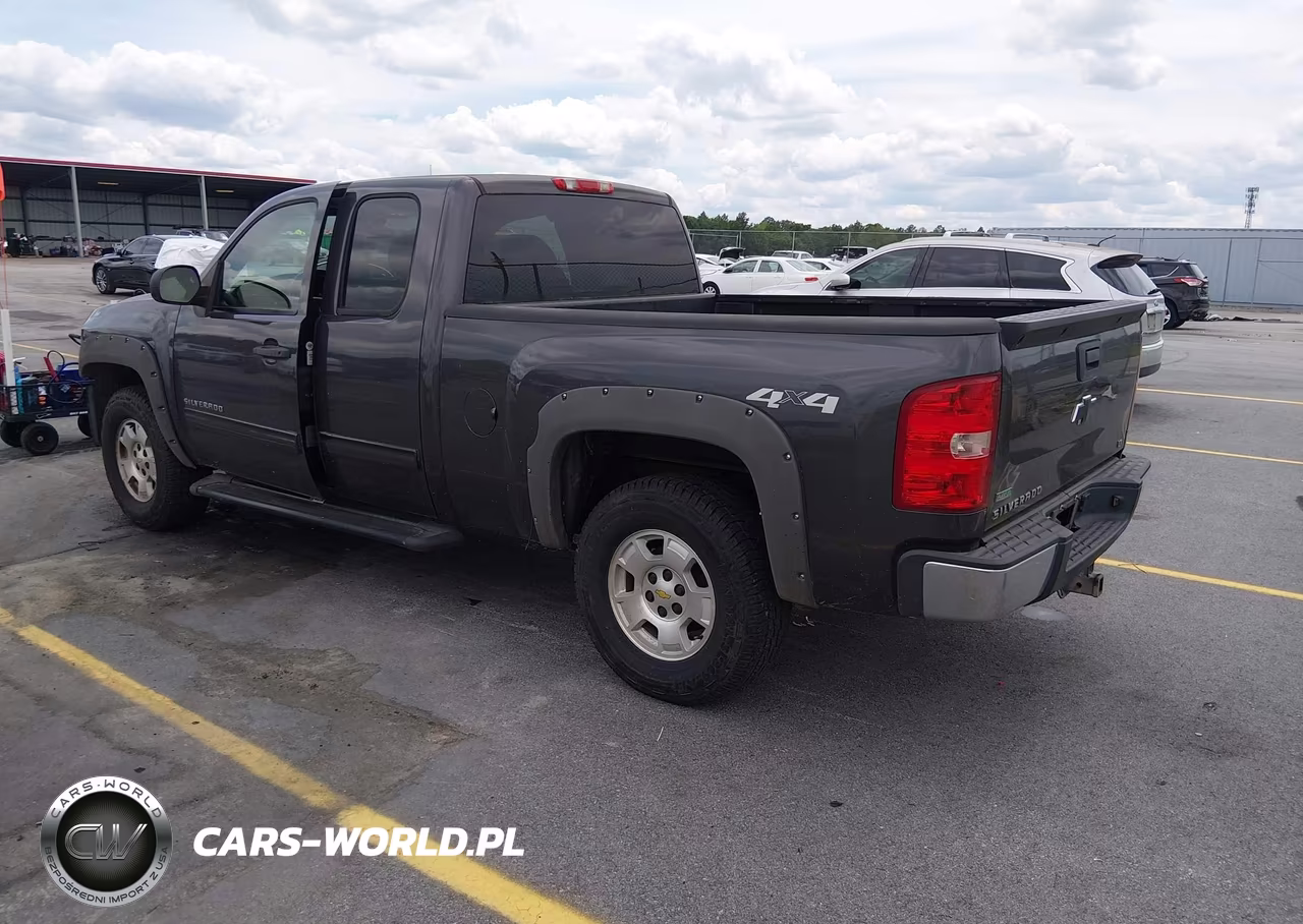 2011 Chevrolet Silverado 1500 Lt VIN:1GCRKSEA4BZ240567 - 3