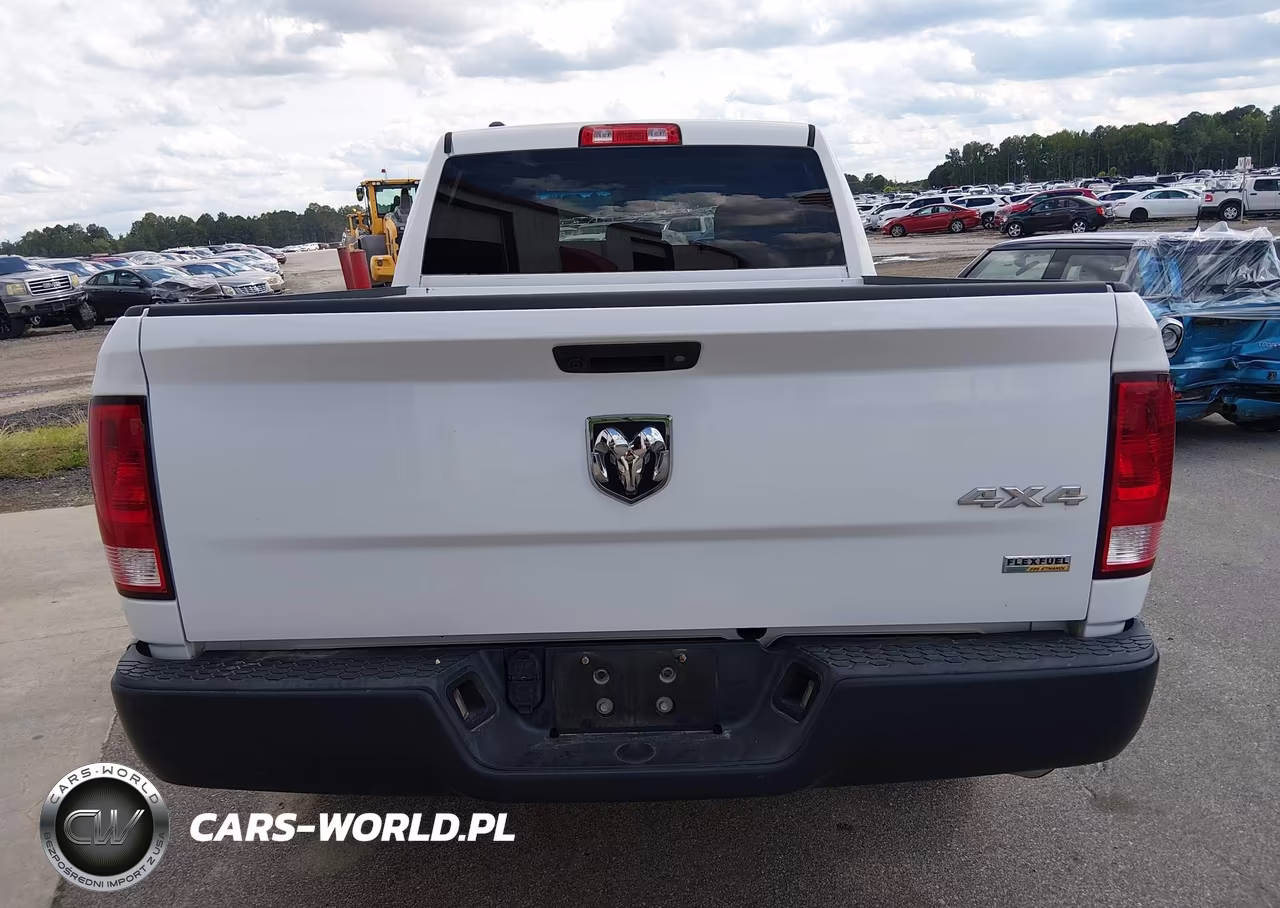 2018 Ram 1500 Tradesman 4X4 6'4 Box VIN:1C6RR7FGXJS326217 - 16